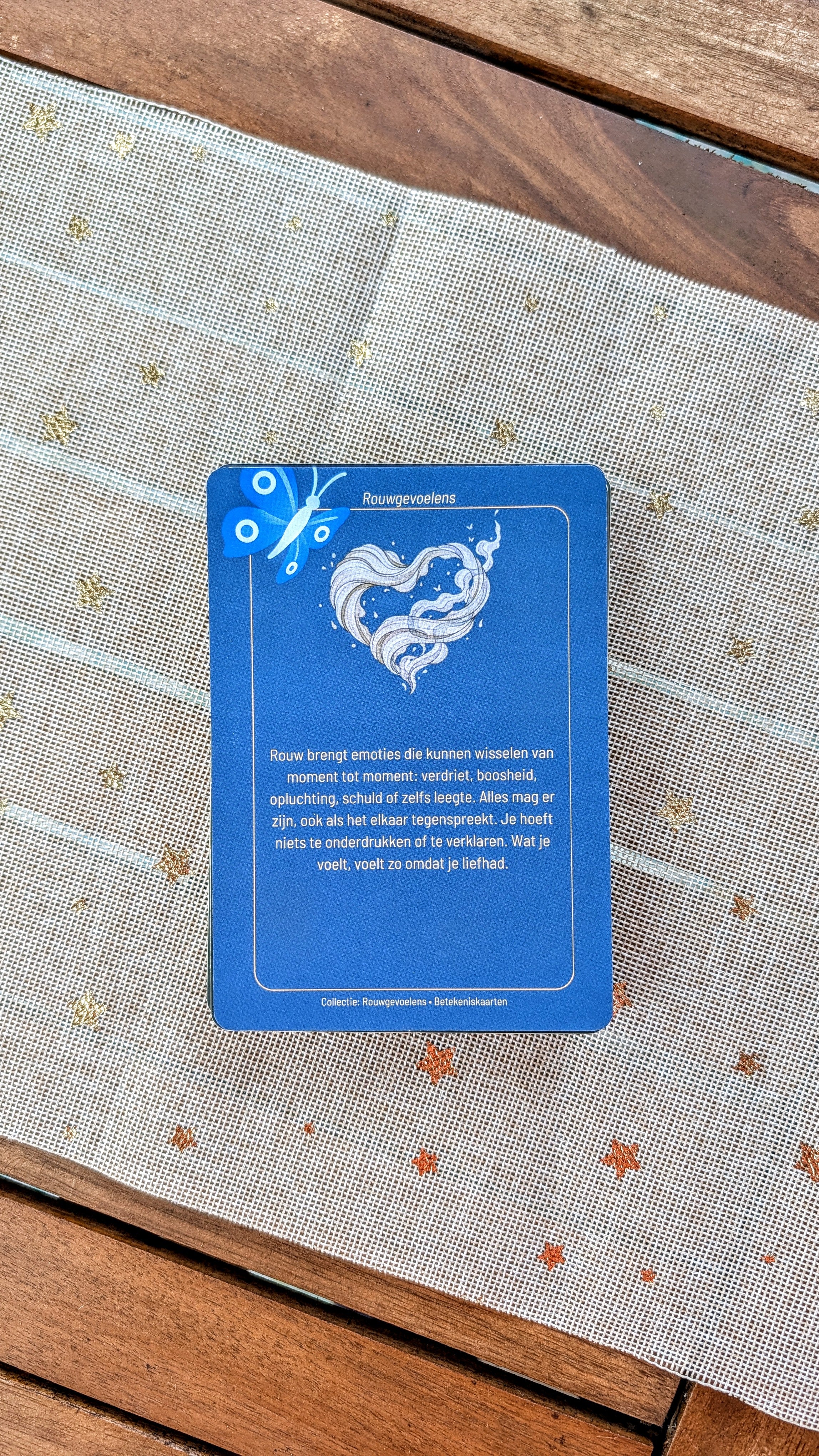 De tekst / de achterkant van de ankerkaart van de betekeniskaartenset Rouwgevoelens Emotioneel. 
