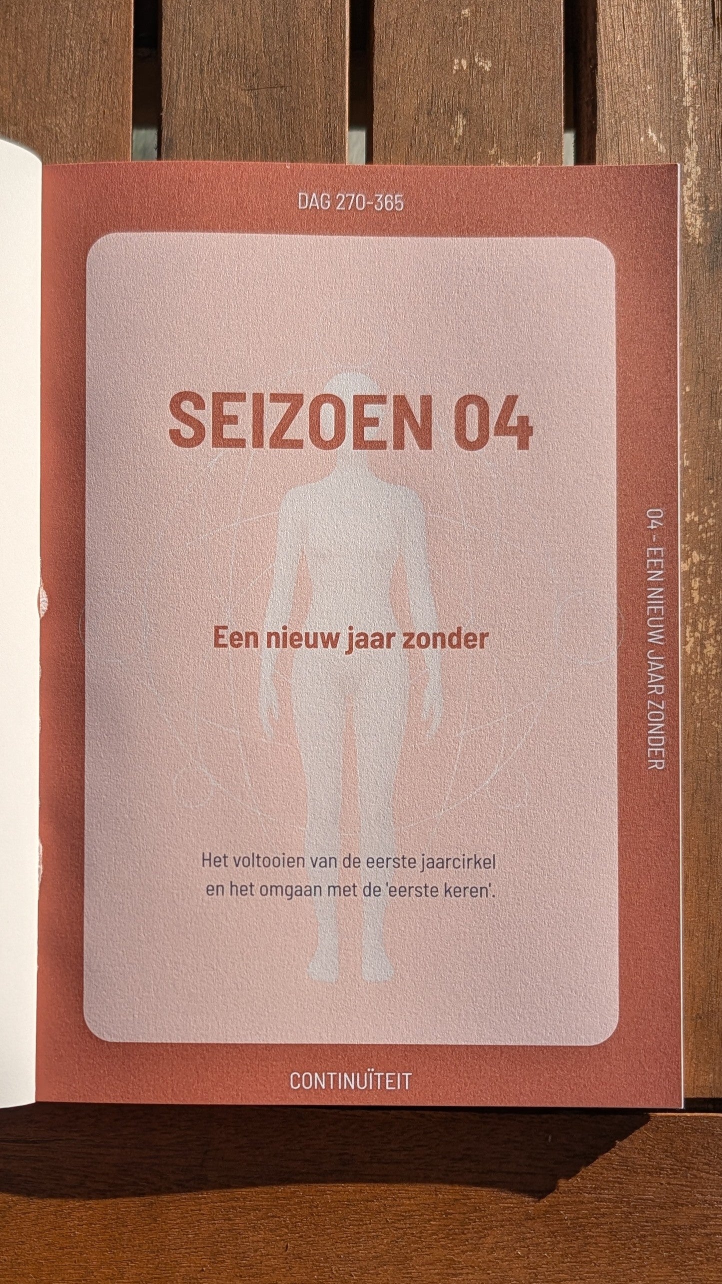 Het titelblad van seizoen 04.